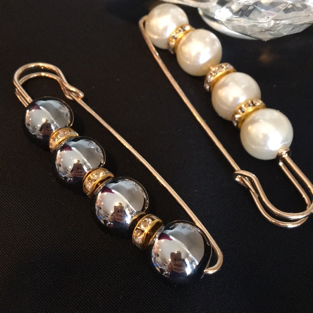 Sale 2 for $25 Pearls and diamonds pin- brooch